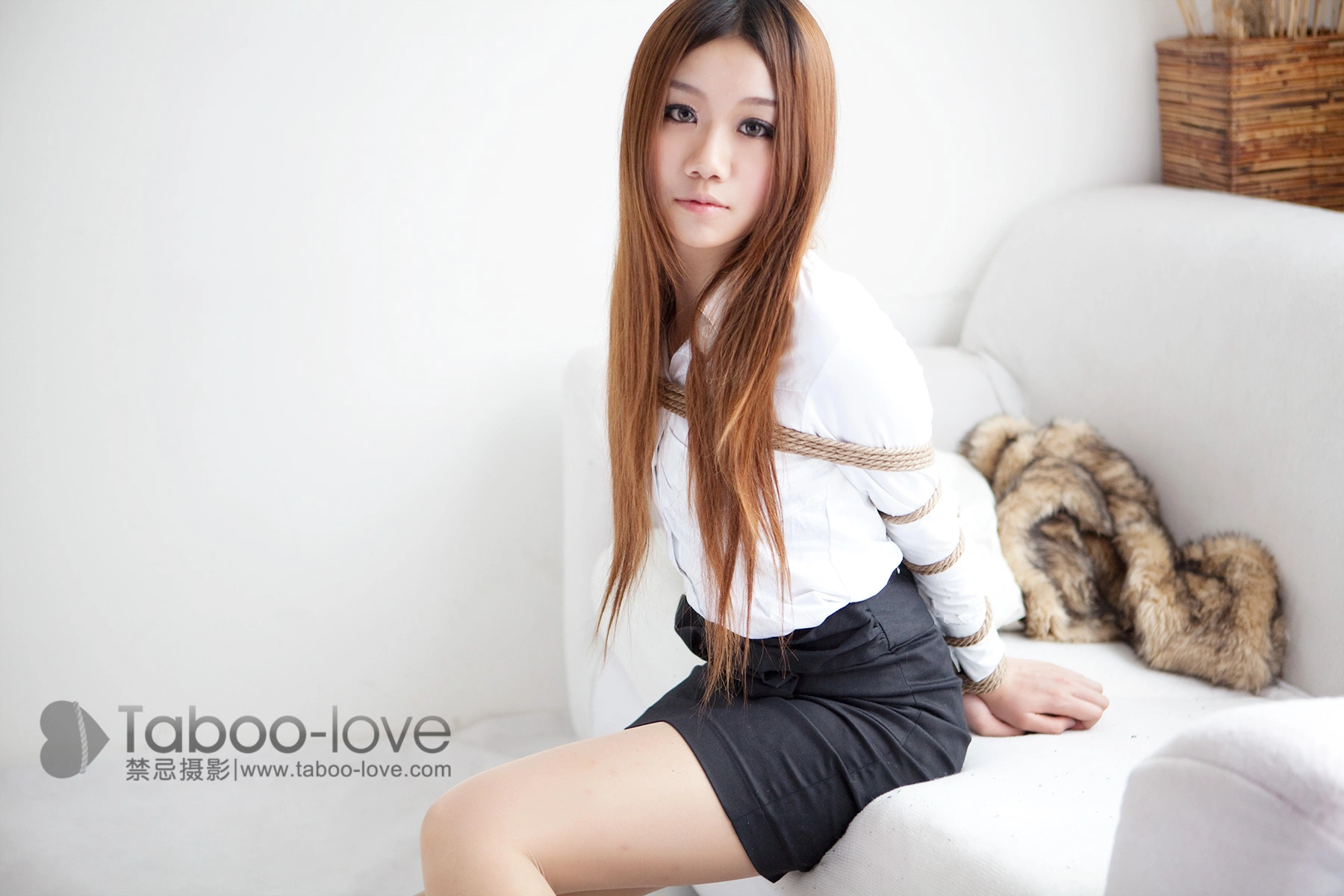 [禁忌摄影]Taboo-love NO.054 纯美OL柔美缚[上部] 2
